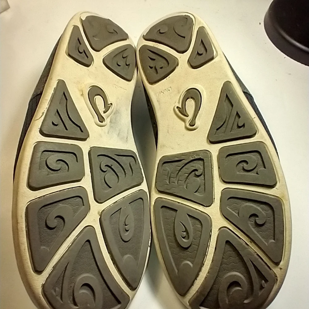 Olukai Nohea Moku No Tie Pull On Boat Shoes Sneakers Men's sz 10.5.